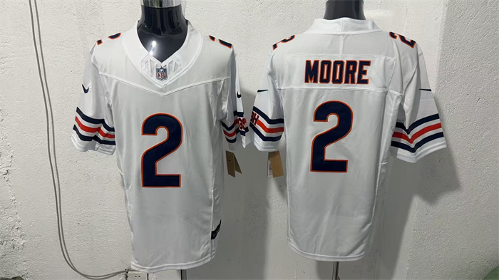 Men's Chicago Bears #2 D.J. Moore White 2026 F.U.S.E. Vapor Untouchable Limited Stitched Football Jersey