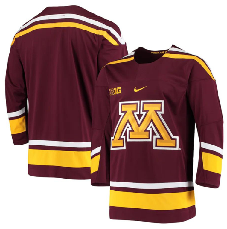 Men's Minnesota Golden Gophers Maroon On The Ball Pullover Hoodie