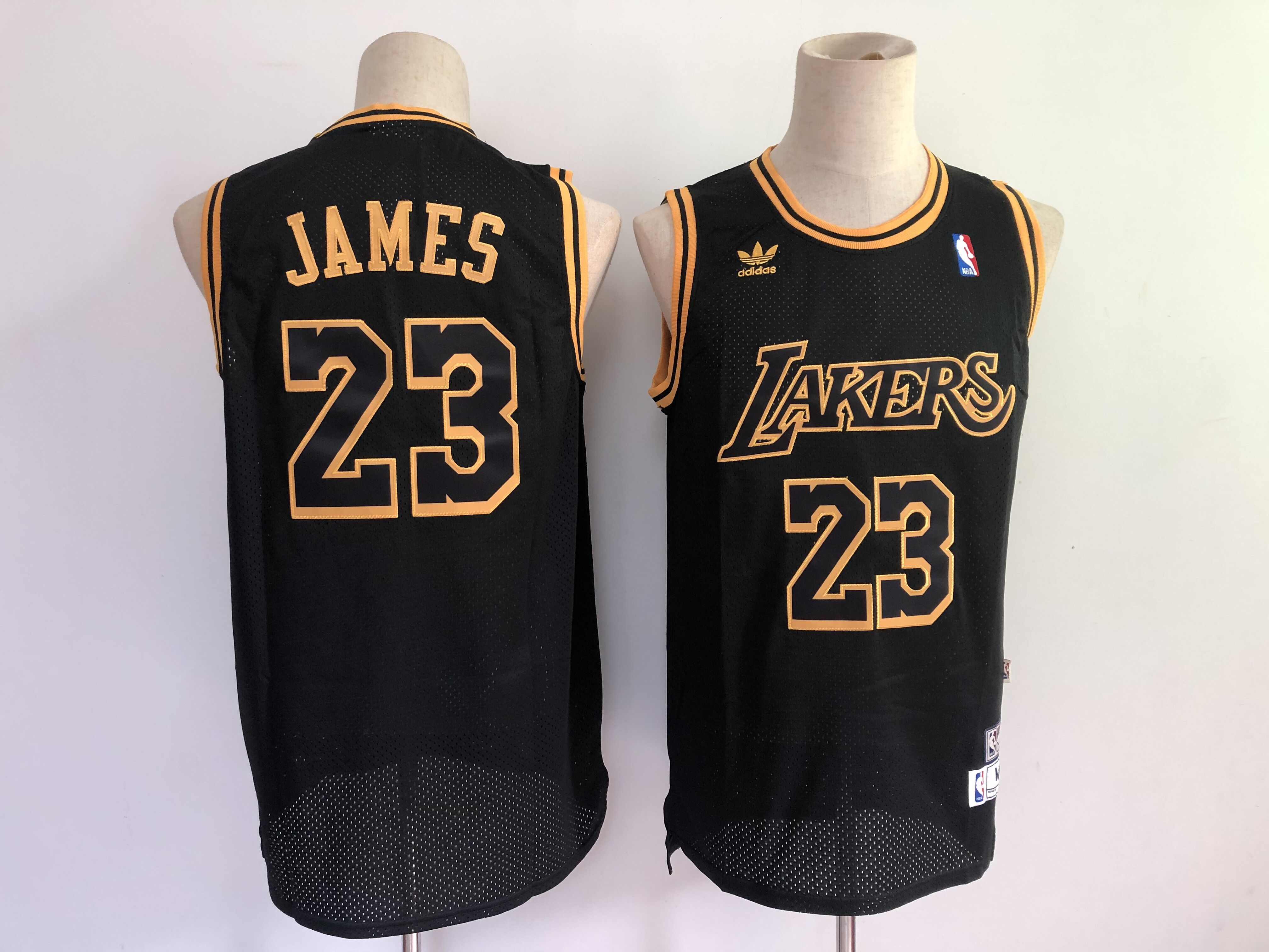 Men's Los Angeles Lakers #23 LeBron James Black Stitched Jersey