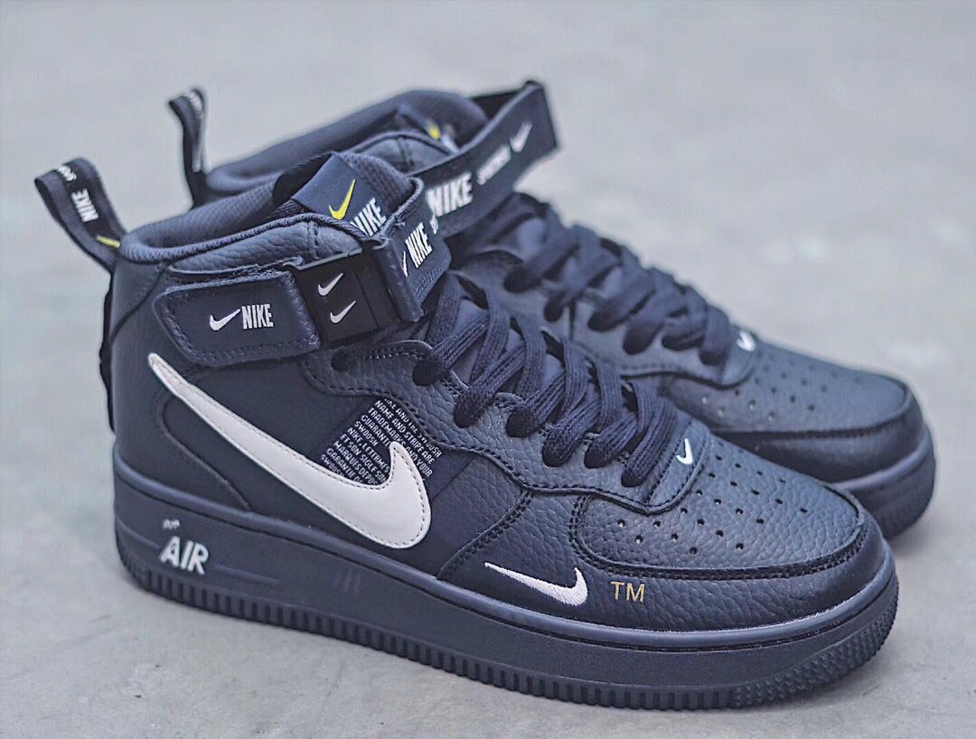 men high air force one 2019-8-3-010