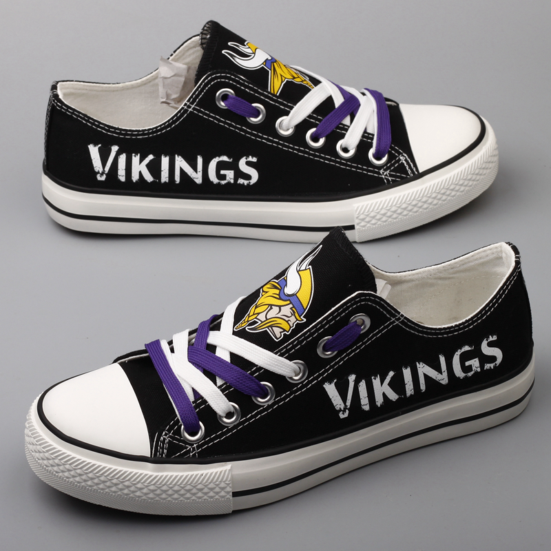 Women's Minnesota Vikings Repeat Print Low Top Sneakers 003