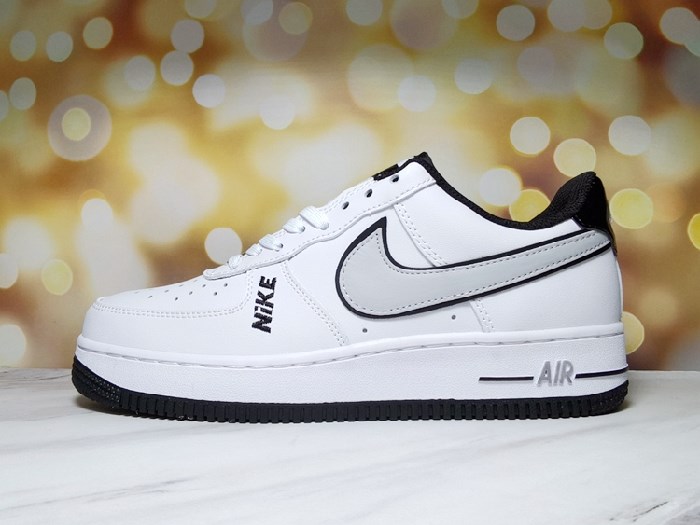 Women's Air Force 1 White/Black Shoes 0169